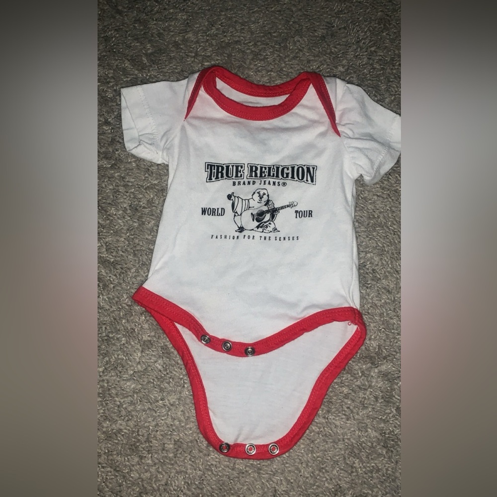 True religion infant t-shirt 0-3 months